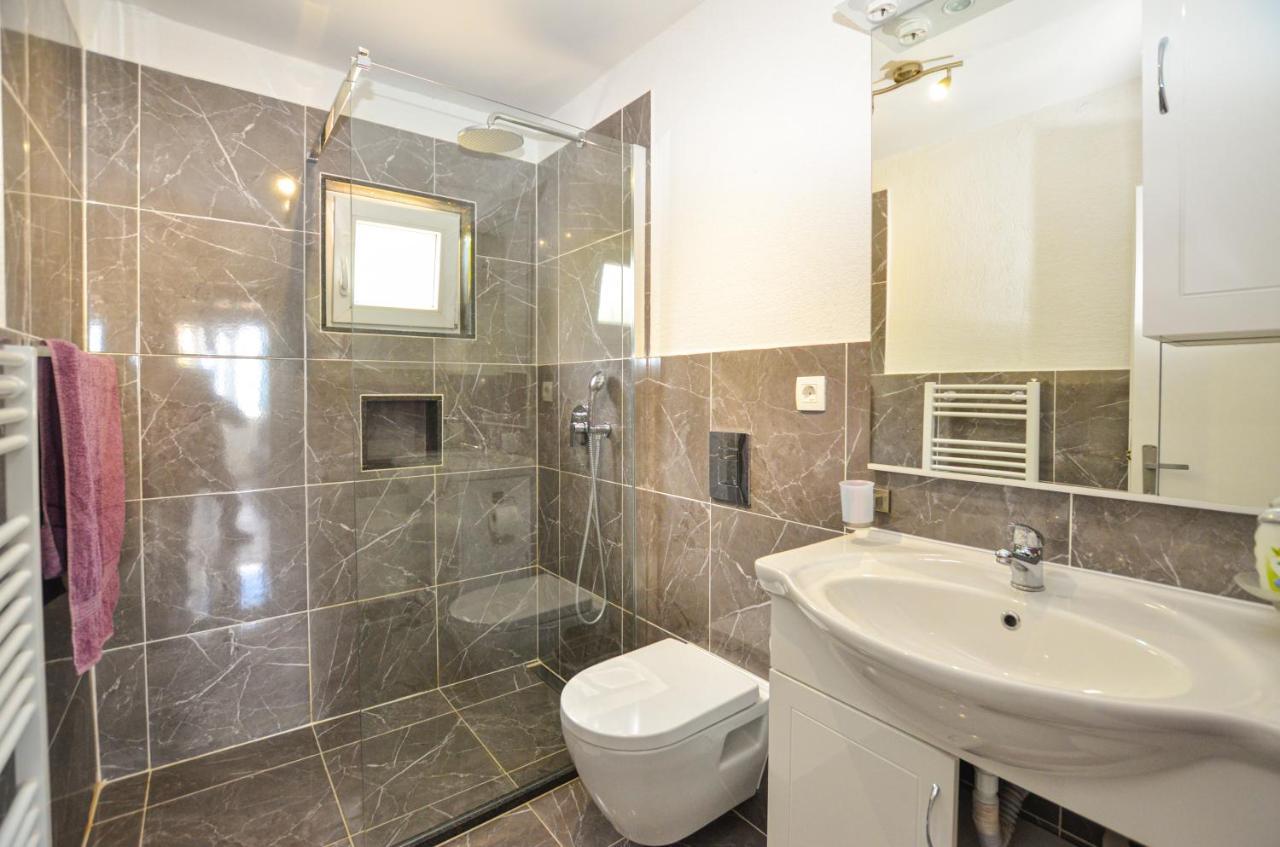 Apartments Iris Rovinj Ngoại thất bức ảnh